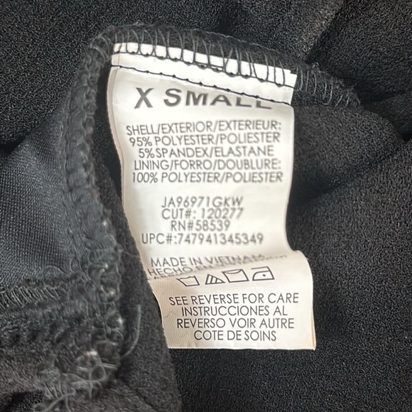 *Speechless* Jr’s Casual High Neck Fitted Mini Black Dress Size XS - Picture 6 of 7